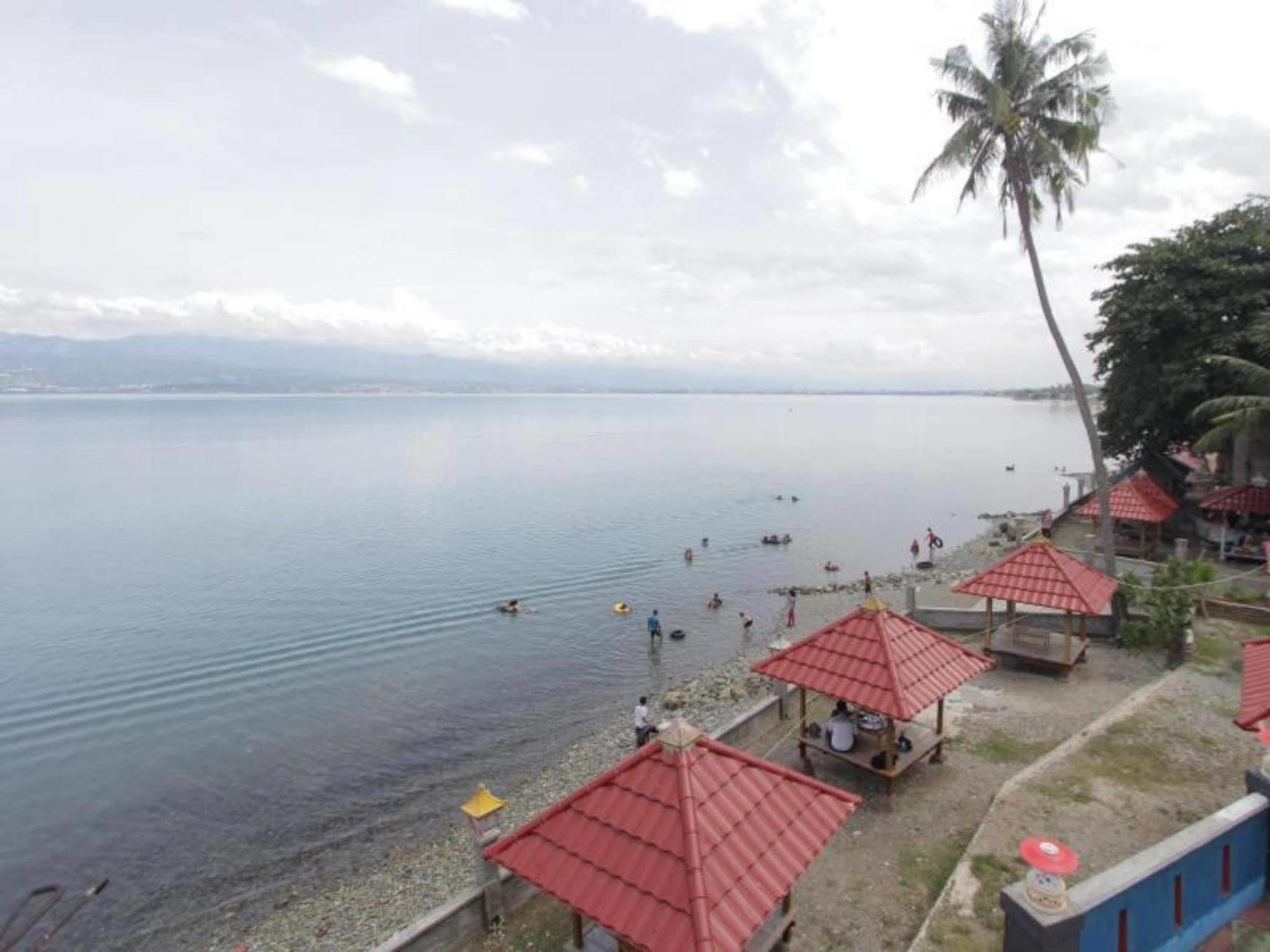 Amazing Beach Resort Palu Luaran gambar